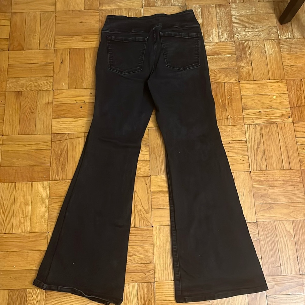 Aero Flare jeans black